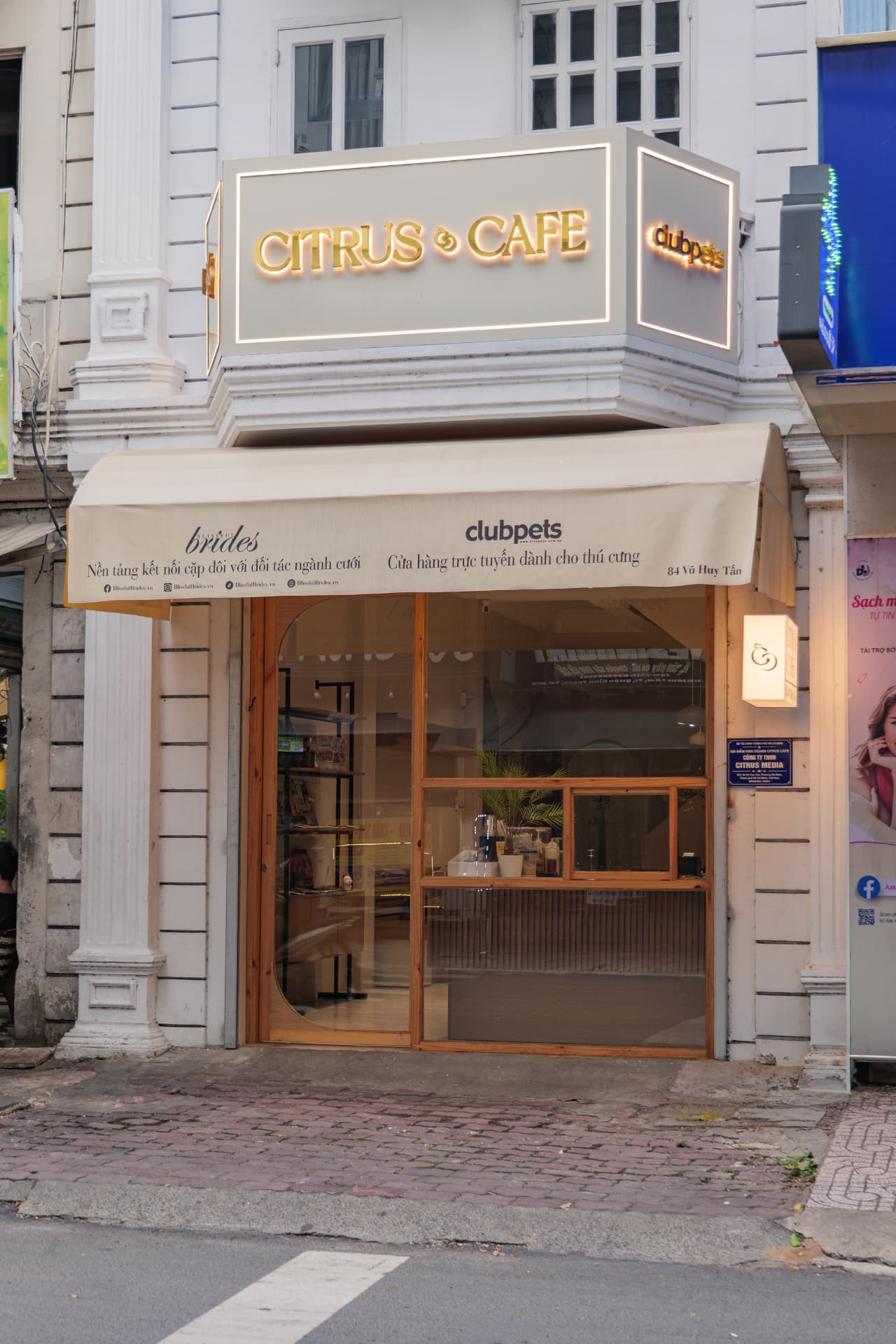 Citrus Café storefront in Ho Chi Minh City