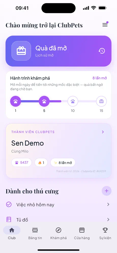 Clubpets app home with daily gifts and membership card
